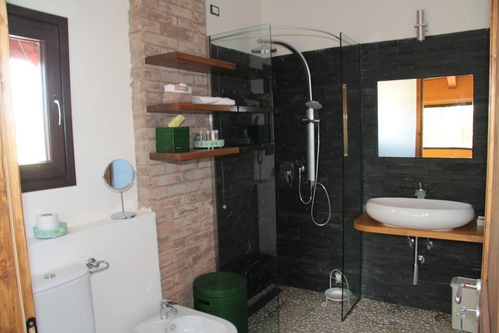 Conte Pietro Room&Breakfast Ferrara Ruang foto