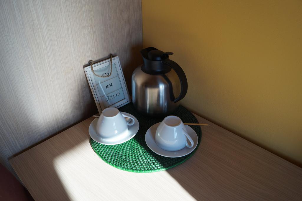 Conte Pietro Room&Breakfast Ferrara Bagian luar foto