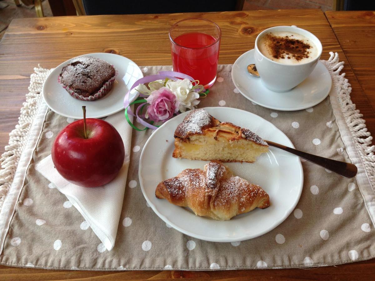Conte Pietro Room&Breakfast Ferrara Bagian luar foto